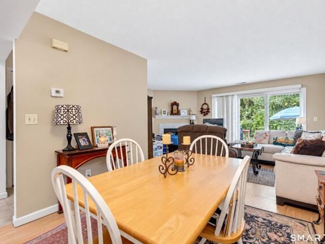 State St Apt I, Hamden, Condo For Sale