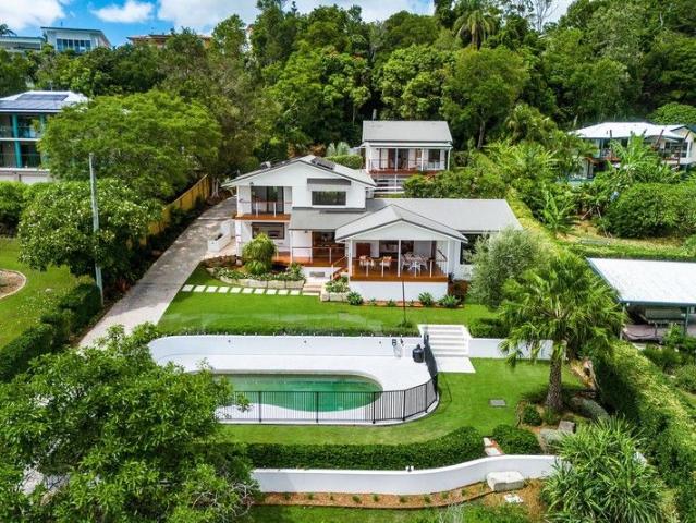 ALL GENUINE OFFERS WILL BE CONSIDERED THIS PROPERTY IS PRICED TO SELL