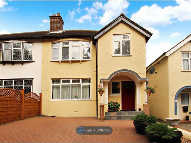 Station Approach, Orpington BR6, 3 bed semi detached house to rent, £2,500 pcm | PrimeLocation