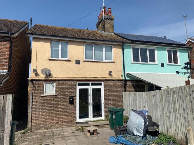 Station Approach, Falmer 4 bed semi detached house to rent £2,427 pcm £560 pw