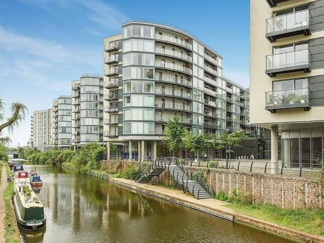 Station Approach, Hayes UB3, 1 bed flat to rent, £1,795 pcm | PrimeLocation