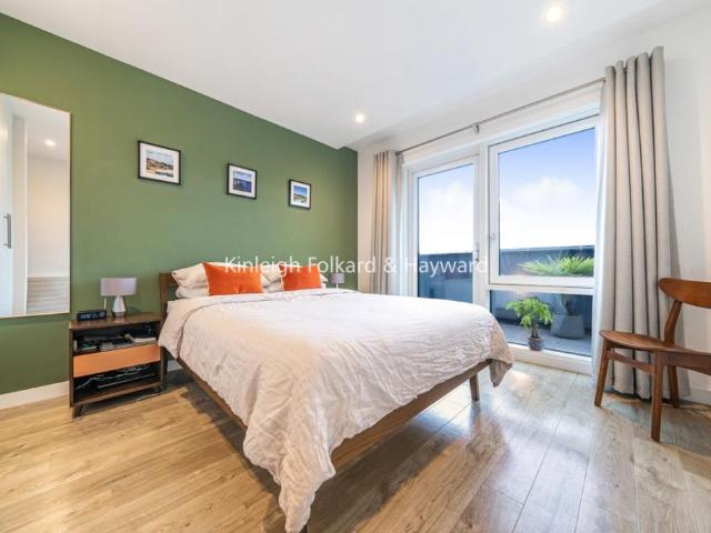 Station Approach, London, SE26 1 bed flat to rent £1,800 pcm £415 pw