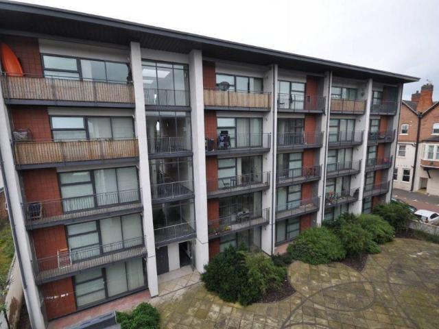 Station Court, Burton on Trent. 1 bed flat to rent £650 pcm £150 pw