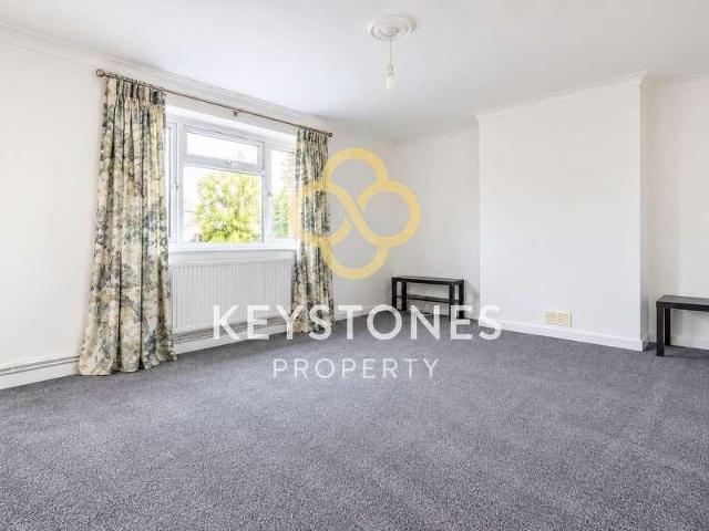 Station Lane, Hornchurch, RM12