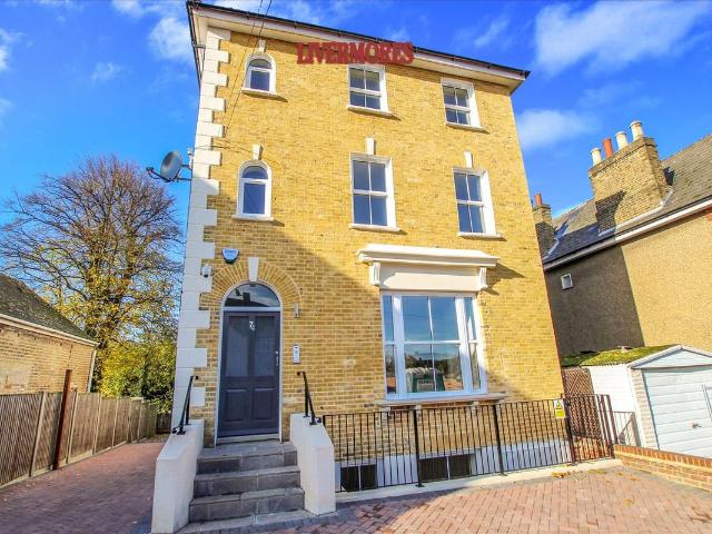 Station Road, Crayford, Kent DA1, 2 bed flat to rent, £1,600 pcm | PrimeLocation