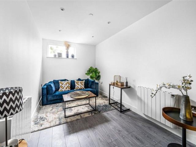 Station Road, Addlestone, Surrey, KT15