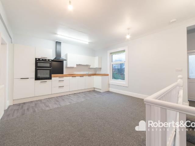 Station Road, Bamber Bridge PR5, 2 bed flat to rent, £775 pcm | PrimeLocation