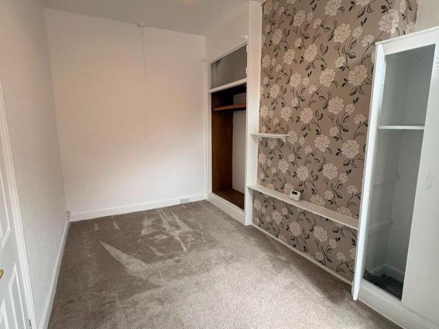 Station Road, Bamber Bridge, Preston. 1 bed flat to rent £695 pcm £160 pw