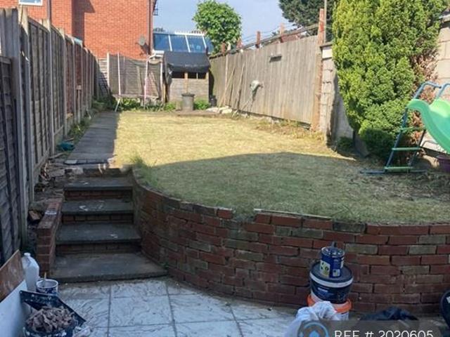 Station Road, Birmingham, B33 3 bed end of terrace house to rent £1,395 pcm £322 pw