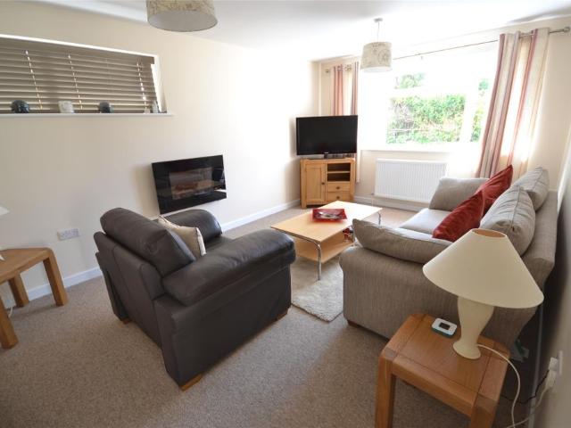 Station Road, Bishops Cleeve, Cheltenham, Gloucestershire, GL52