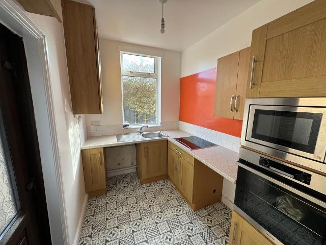 Station Road, Brimington, Chesterfield S43, 2 bed terraced house to rent, £725 pcm | PrimeLocation