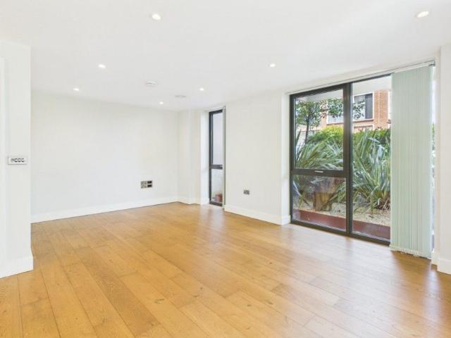 Station Road, Gerrards Cross, Buckinghamshire,SL9