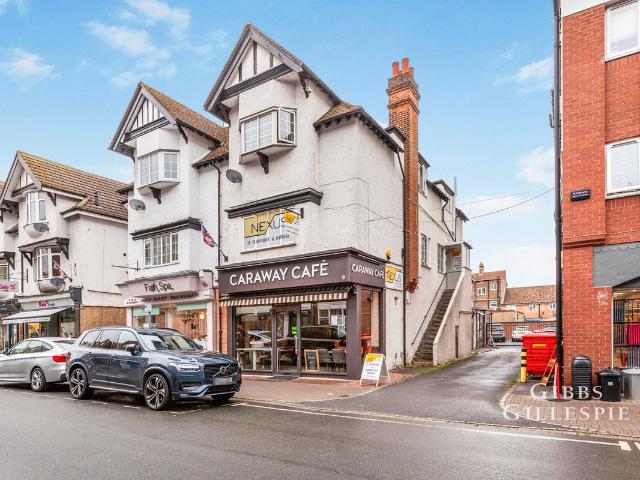 Station Road, Gerrards Cross, Buckinghamshire SL9, 2 bed flat to rent, £1,495 pcm | PrimeLocation