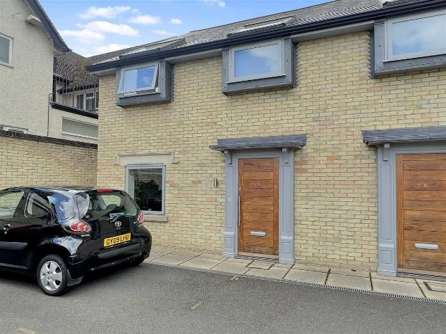 Station Road, Great Shelford, Cambridge CB22, 2 bed end terrace house to rent, £1,650 pcm | PrimeLocation