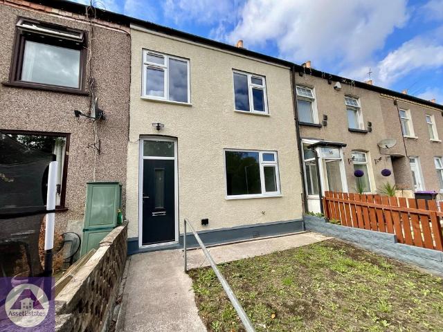 Station Road, Griffithstown, Pontypool 3 bed terraced house to rent £1,100 pcm £254 pw