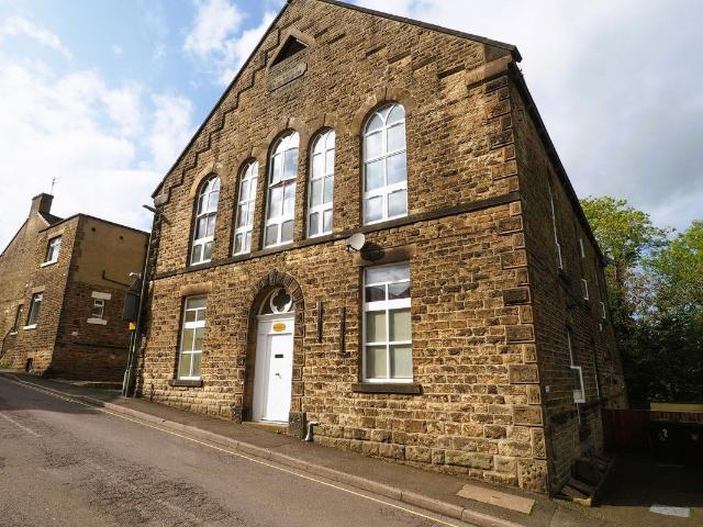 Station Road, Furness Vale SK23, 2 bed flat to rent, £900 pcm | PrimeLocation