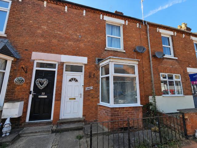 Station Road, Kettering NN14, 2 bed terraced house to rent, £895 pcm | PrimeLocation