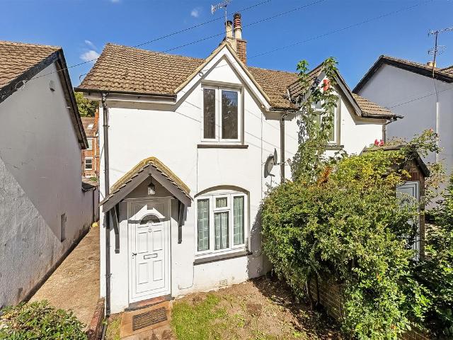 Station Road, Kenley CR8, 2 bed semi detached house to rent, £1,750 pcm | PrimeLocation