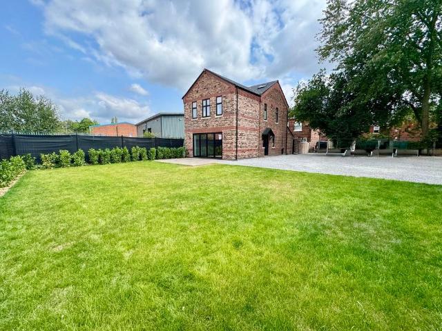 Station Road, Holmes Chapel CW4, 3 bed property to rent, £1,600 pcm | PrimeLocation