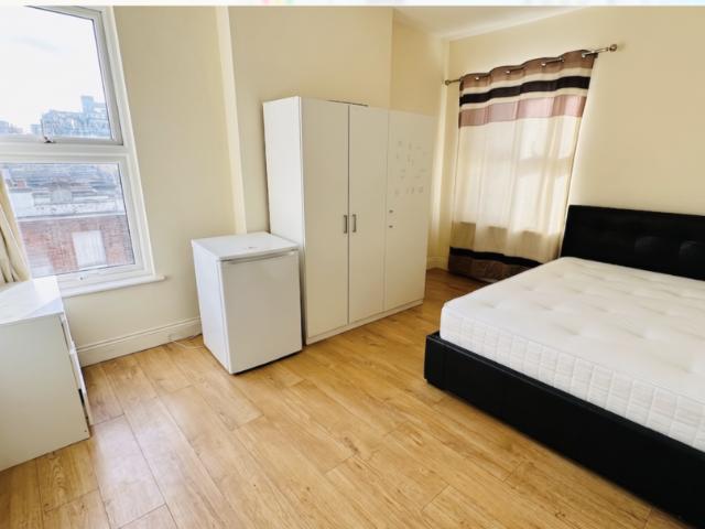 Station Road, Harrow HA1 Flat share to rent £950 pcm £219 pw