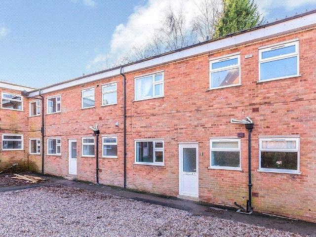 Station Road, Hinckley, Leicestershire LE10, 2 bed flat to rent, £1,095 pcm | PrimeLocation