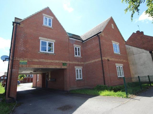 Station Road, Ilkeston, Derbyshire DE7, 2 bed flat to rent, £725 pcm | PrimeLocation