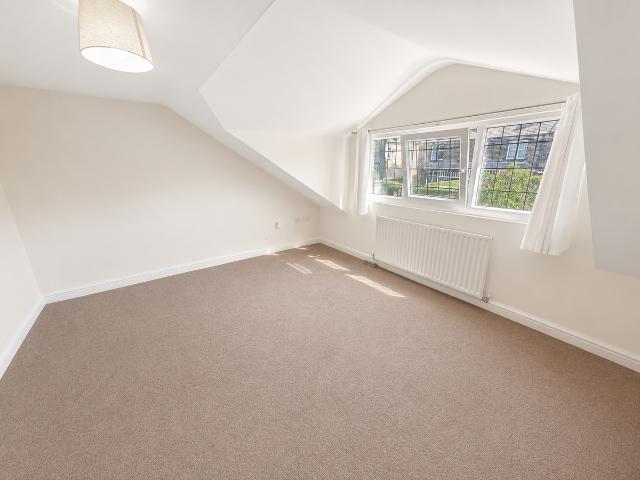 Station Road, Ossett WF5, 1 bed flat to rent, £700 pcm | PrimeLocation