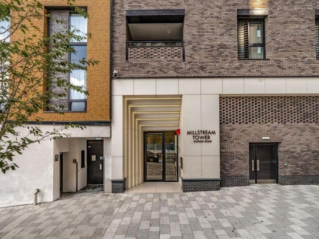 Station Road, London N17 1 bed flat to rent £2,000 pcm £462 pw