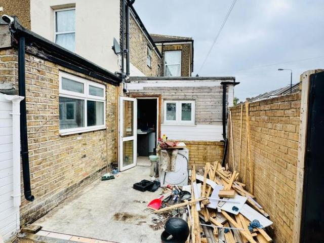 Station Road, London, Greater London E17, Studio to rent, £2,500 pcm | PrimeLocation
