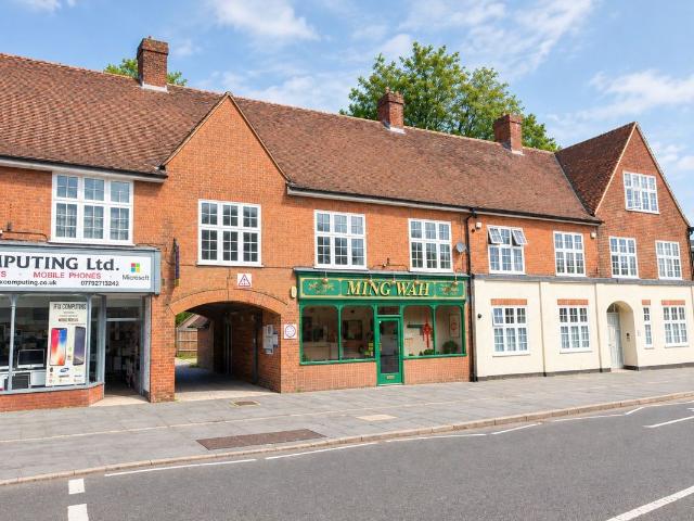 Station Road, Letchworth Garden City SG6, 2 bed flat to rent, £1,300 pcm | PrimeLocation