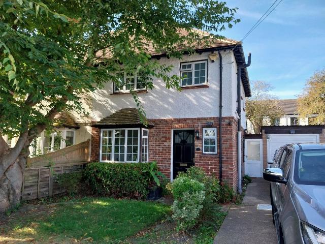 Station Road, Lingfield RH7, 3 bed semi detached house to rent, £1,850 pcm | PrimeLocation