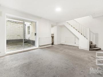 Station Road, Norwood Junction 1 bed ground floor flat to rent £1,399 pcm £323 pw