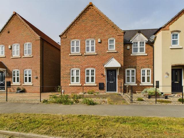 Station Road, Nafferton, YO25 4LT 3 bed house to rent £850 pcm £196 pw