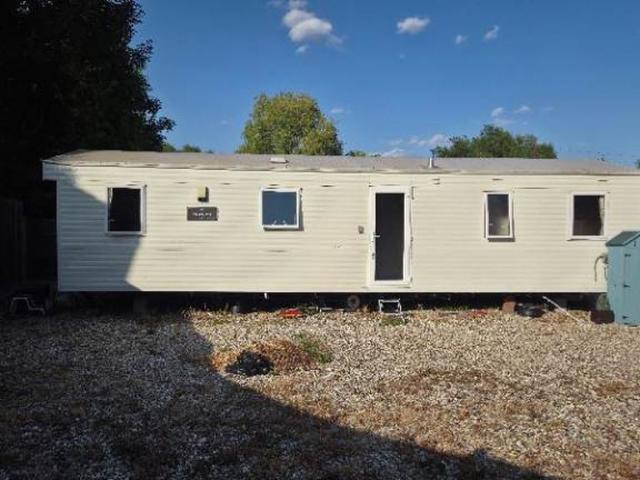 Station Road, Sawbridgeworth CM21, 2 bed property to rent, £1,100 pcm | PrimeLocation