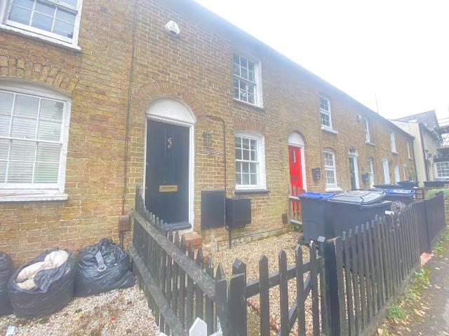 Station Road, Sawbridgeworth CM21, 2 bed property to rent, £1,450 pcm | PrimeLocation