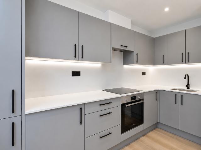 Station Road, Sidcup DA15, 1 bed flat to rent, £1,400 pcm | PrimeLocation