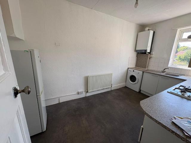 Station Road, Sidcup DA15, 2 bed flat to rent, £1,350 pcm | PrimeLocation