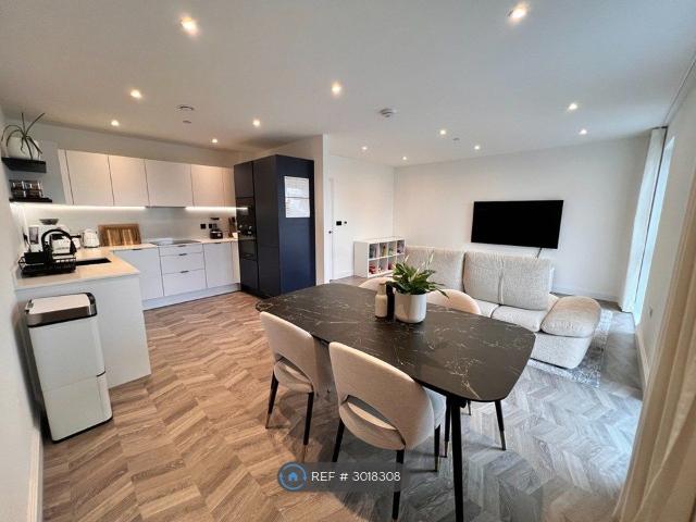 Station Road, Sidcup DA15, 2 bed flat to rent, £2,300 pcm | PrimeLocation