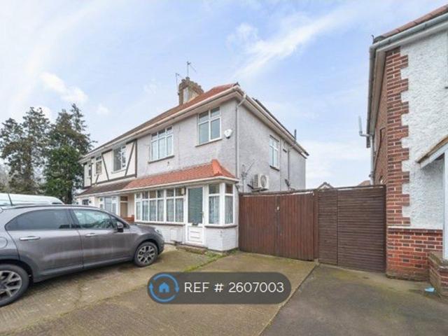 Station Road, Slough SL3, 4 bed semi detached house to rent, £2,300 pcm | PrimeLocation