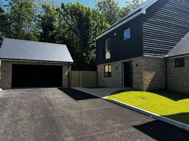 Station Road, St. Margarets At Cliffe CT15, 4 bed detached house to rent, £2,700 pcm | PrimeLocation