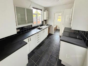 Station Road, PO3 3 bed terraced house to rent £1,275 pcm £294 pw