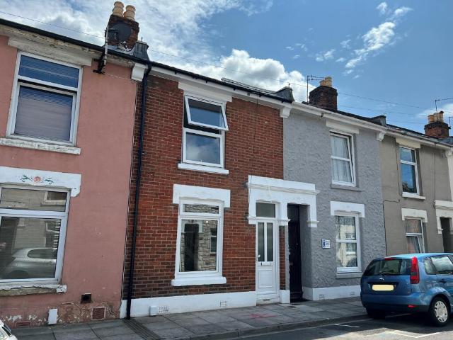 Station Road, Portsmouth PO3 2 bed terraced house to rent £1,300 pcm £300 pw