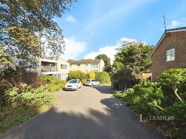 Station Road, Preston, Brighton, BN1 3 bed flat to rent £1,800 pcm £415 pw