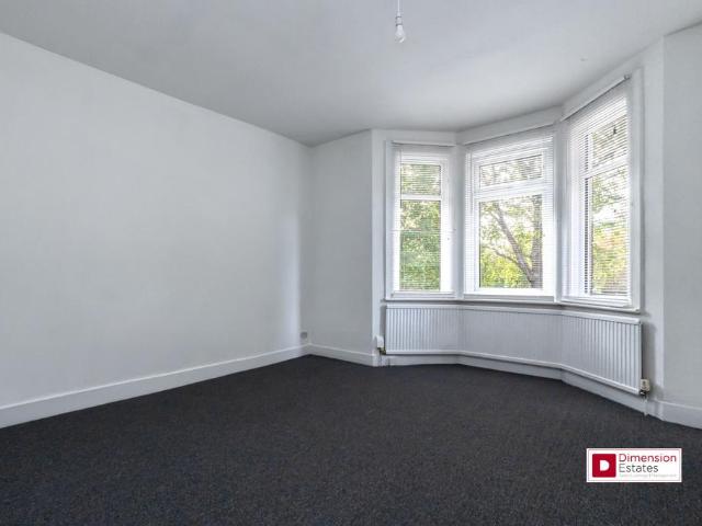 Station Road, Wood Green, London, N22 2 bed flat to rent £2,100 pcm £485 pw