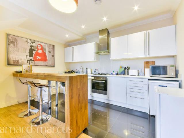 Station Road, WEST WICKHAM 2 bed flat to rent £1,600 pcm £369 pw