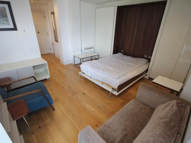 Station Road, Trident House, UB3