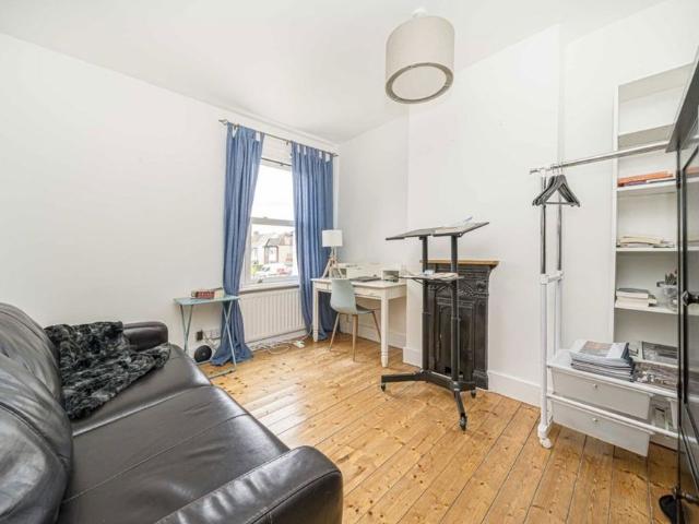 Station Road, TW12, London