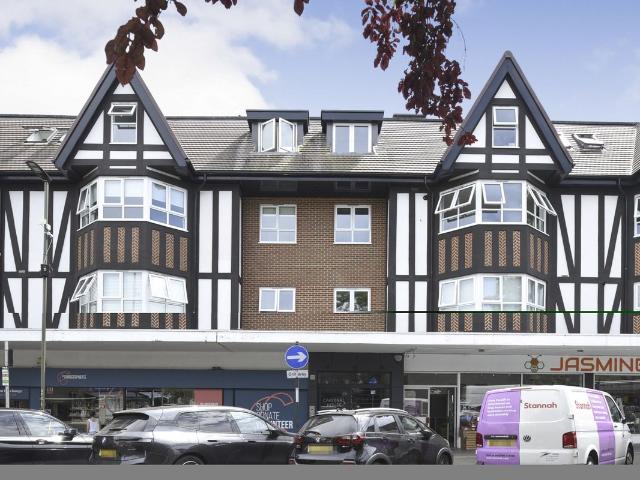 Station Square, Petts Wood, Orpington BR5, 2 bed flat to rent, £2,000 pcm | PrimeLocation
