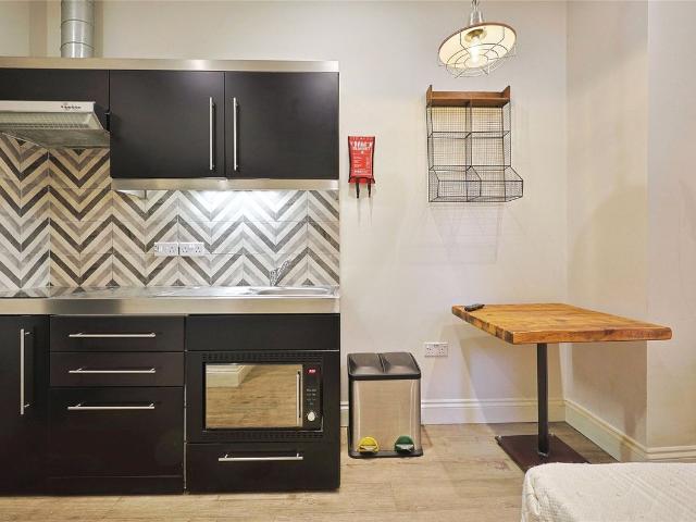 Station Terrace, 41A Bramley Road, London W10, Studio to rent, £1,000 pcm | PrimeLocation