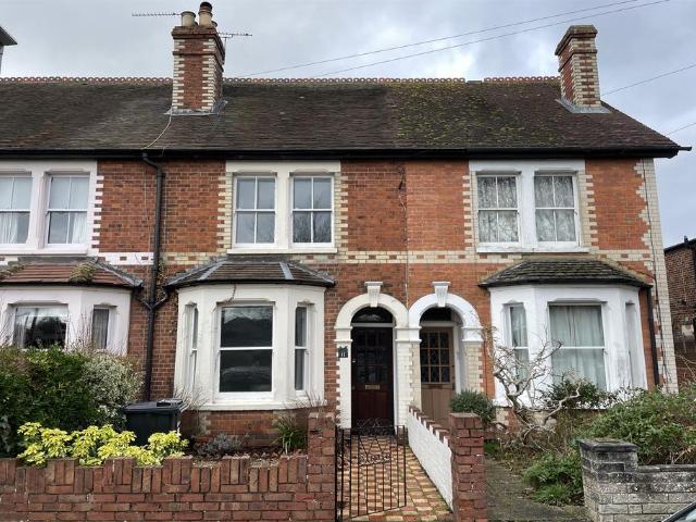 Station Terrace, Twyford 2 bed house to rent £1,775 pcm £410 pw